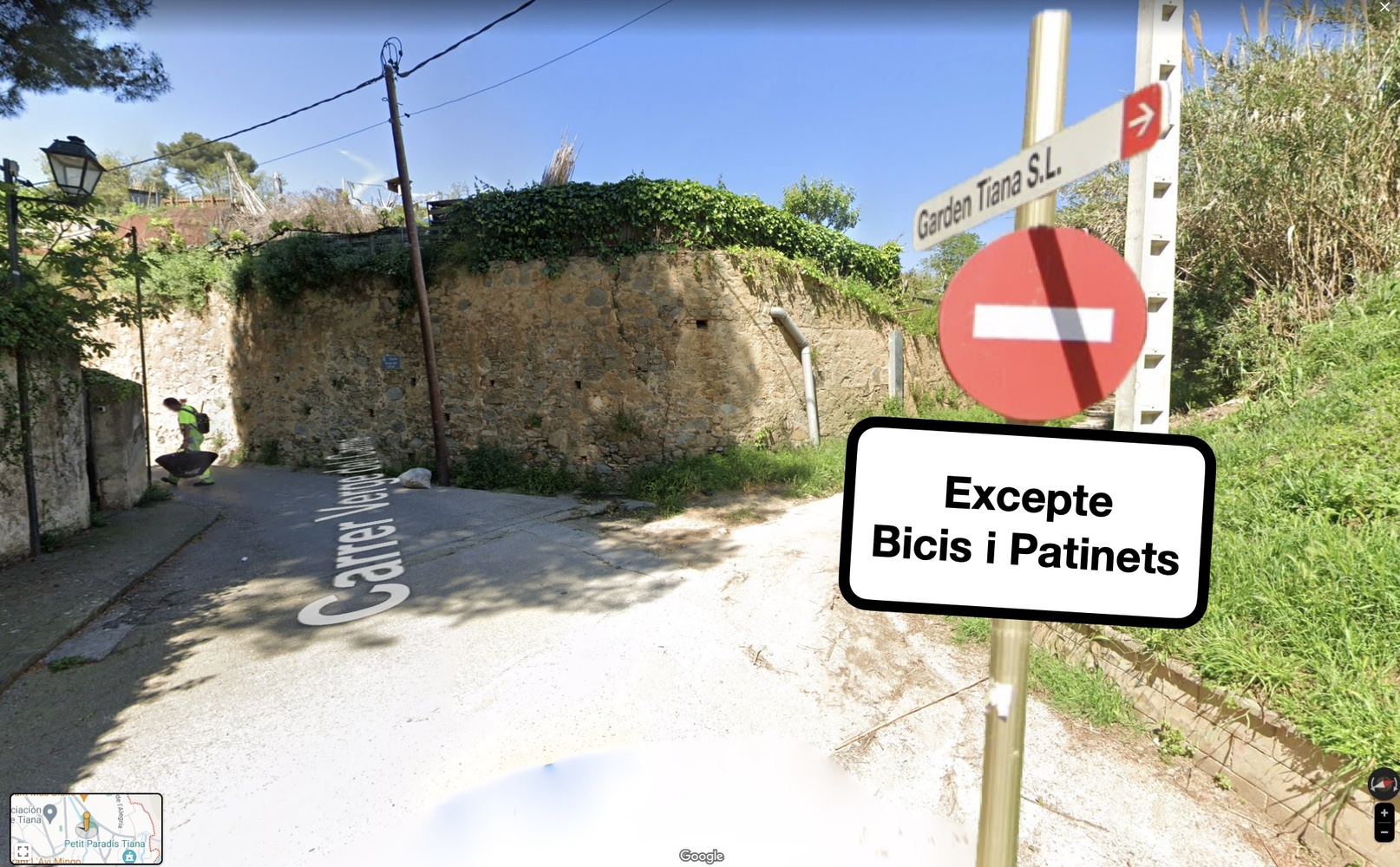 Imatge pels mitjans: Fer tots els carrers reversibles per Bicis i Patinets