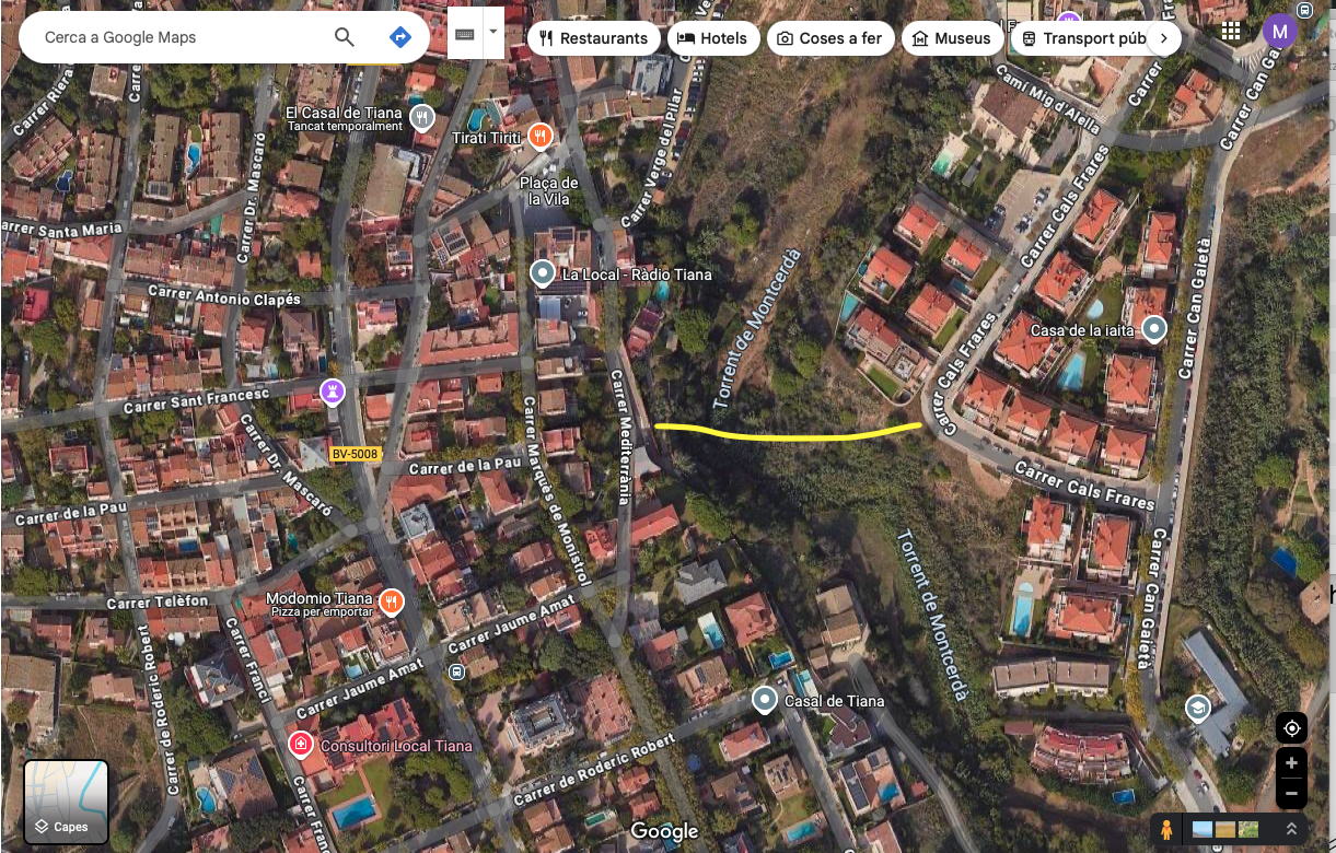 Imatge pels mitjans: Fer les escales/pont de connexió de Carrer Cals Frares 9 fins Carrer Mediterrània